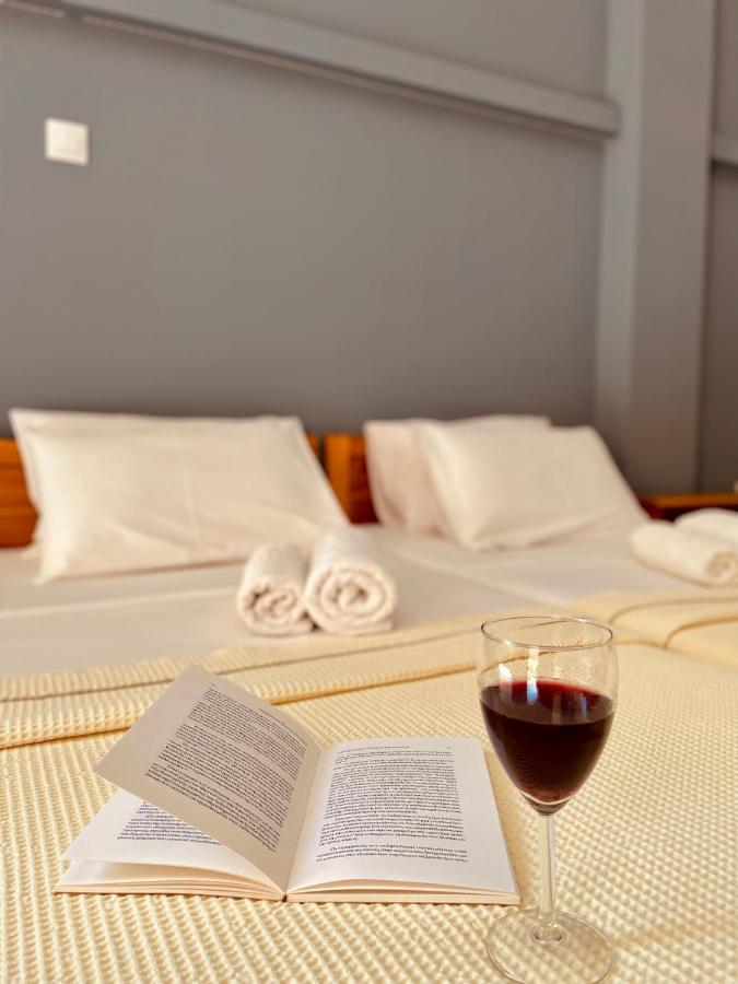 Guesthouse Lykourgos Mavrommátion 外观 照片