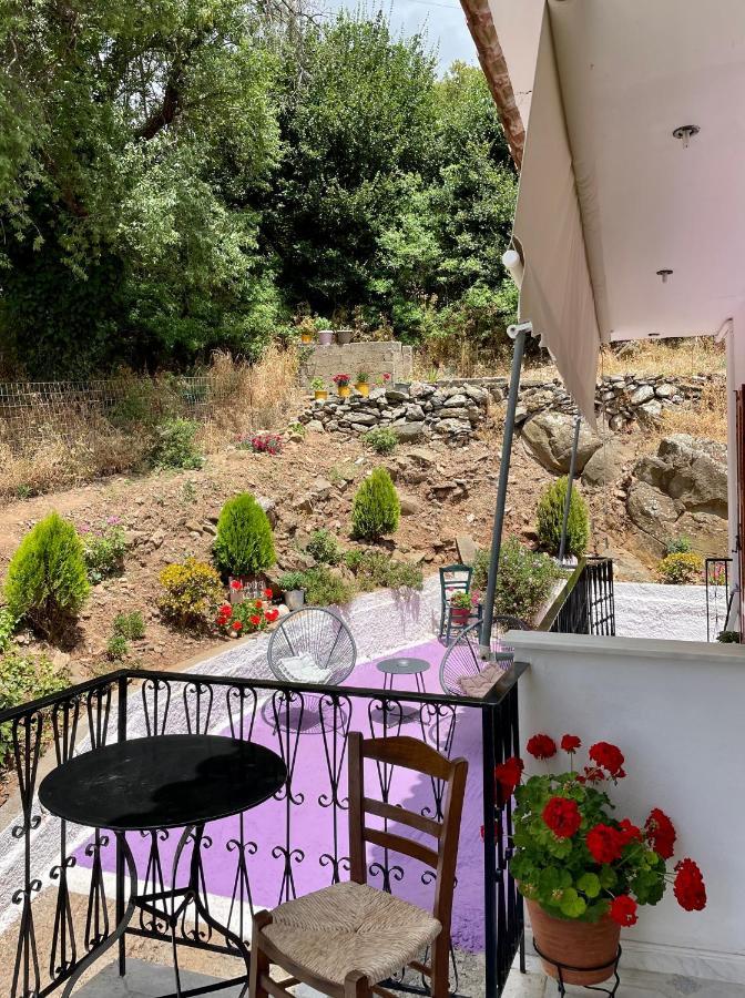 Guesthouse Lykourgos Mavrommátion 外观 照片